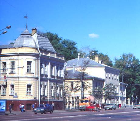 Здание института Гельмгольца.