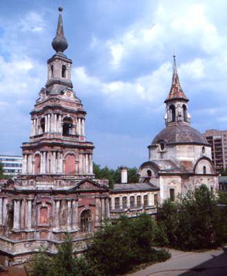 Церковь Петра и Павла на Новой Басманной улице.