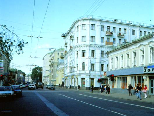 Улица Покровка.