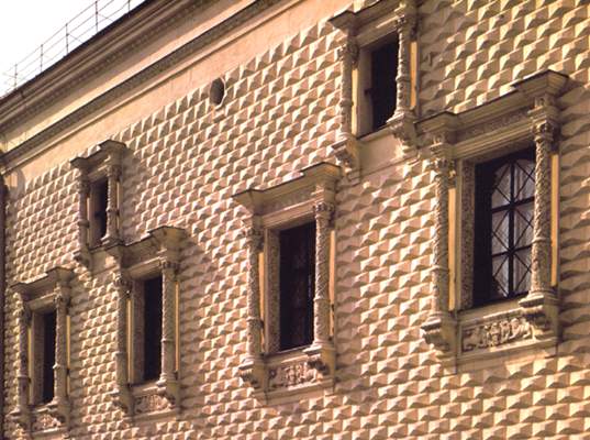 Фасад Грановитой палаты в Кремле.